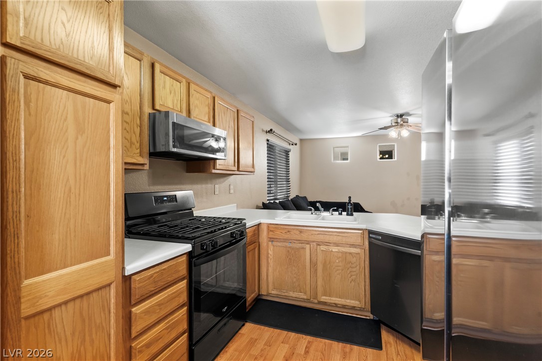 10353 Midseason Mist Street Las Vegas NV 89183