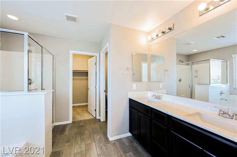 9940 Sunriver Meadows Avenue Las Vegas NV 89148