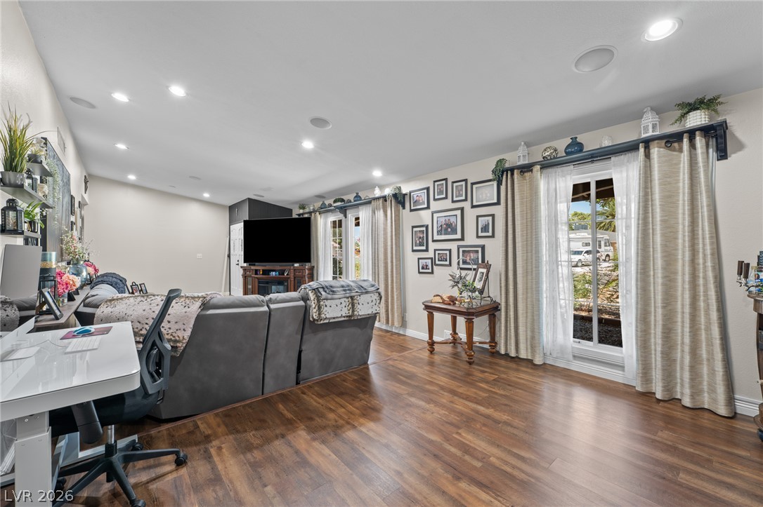 1909 Stonehaven Circle Las Vegas NV 89108