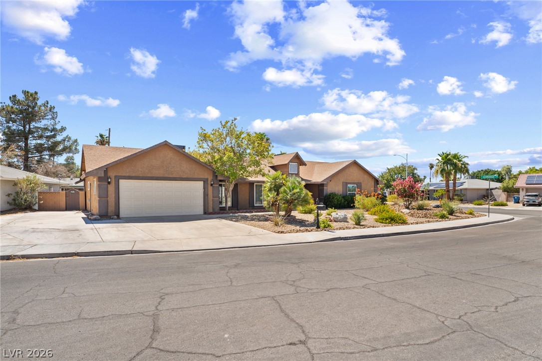 1909 Stonehaven Circle Las Vegas NV 89108