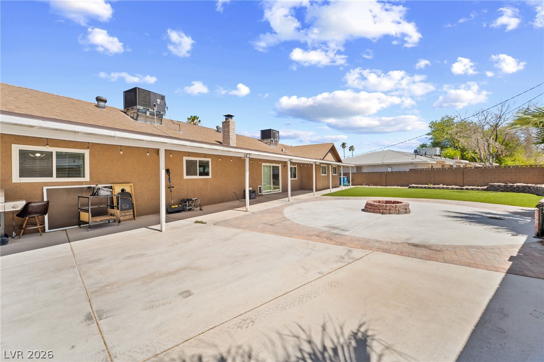 1909 Stonehaven Circle Las Vegas NV 89108