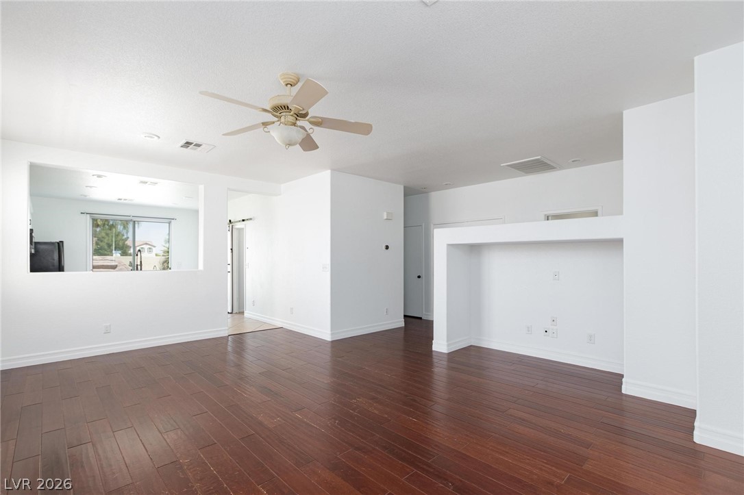 8212 Calico Wind Street Las Vegas NV 89131