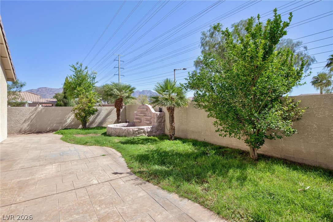8212 Calico Wind Street Las Vegas NV 89131