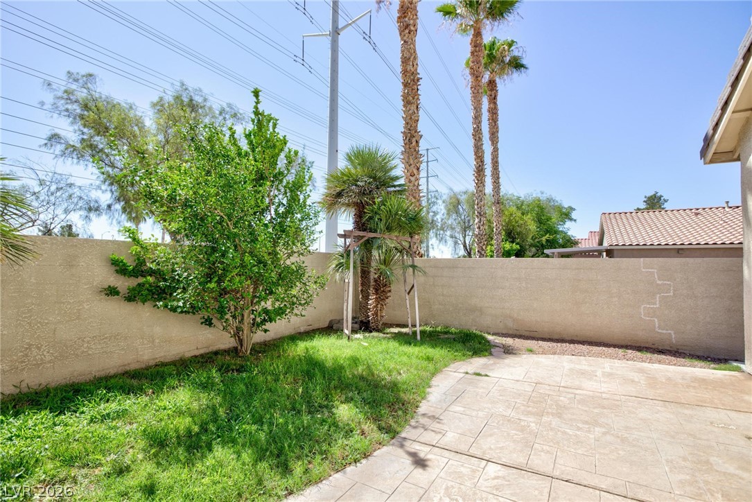 8212 Calico Wind Street Las Vegas NV 89131