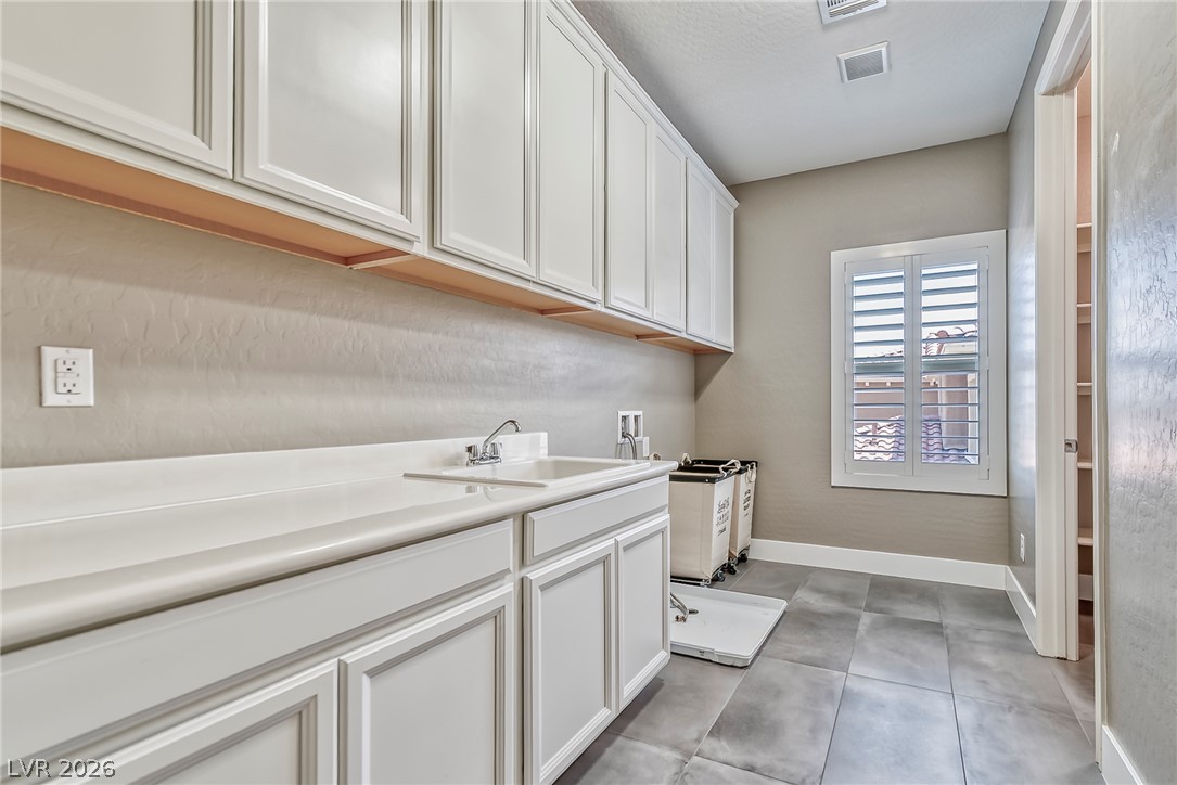 301 Oakrun Court Las Vegas NV 89138