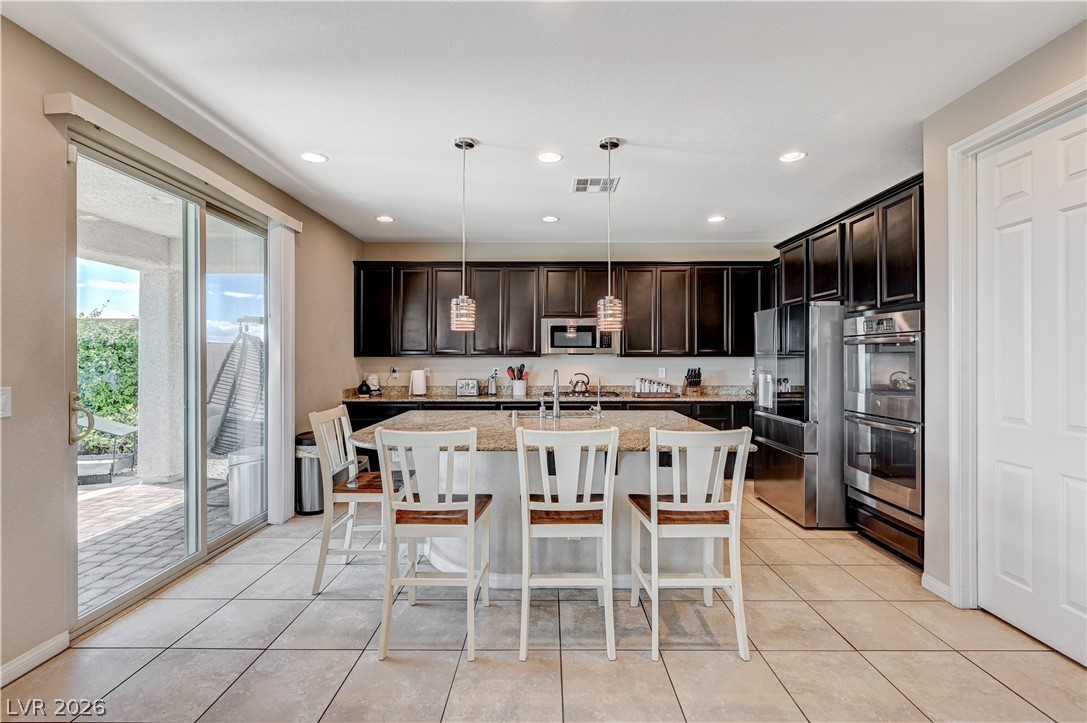 8026 Ponderosa Hill Street Las Vegas NV 89113