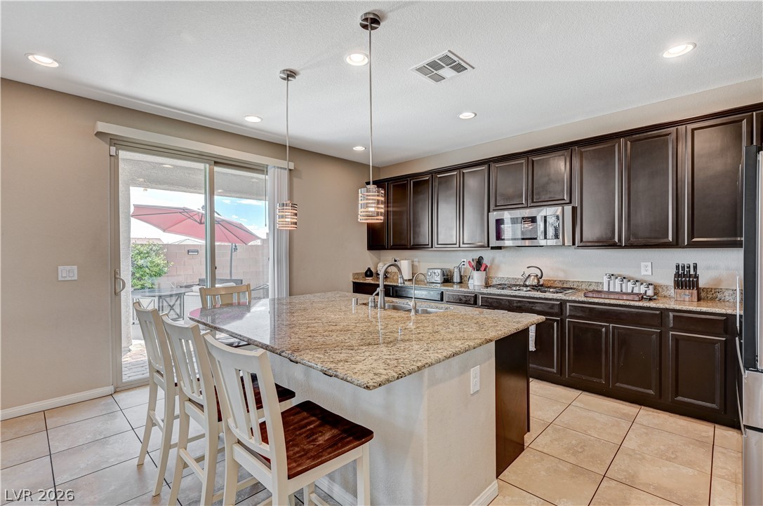 8026 Ponderosa Hill Street Las Vegas NV 89113