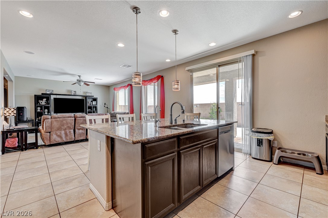8026 Ponderosa Hill Street Las Vegas NV 89113