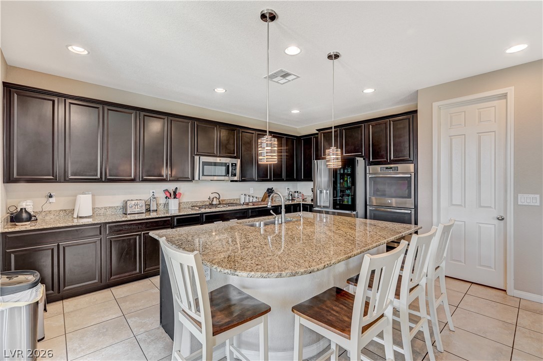 8026 Ponderosa Hill Street Las Vegas NV 89113