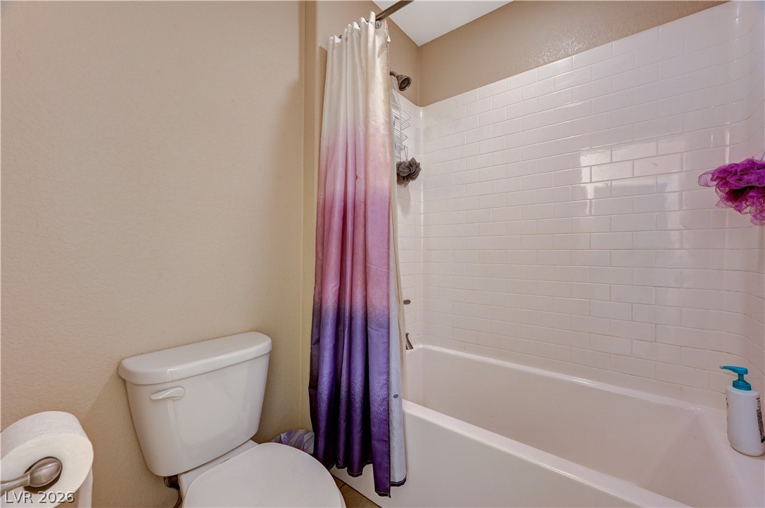 8026 Ponderosa Hill Street Las Vegas NV 89113