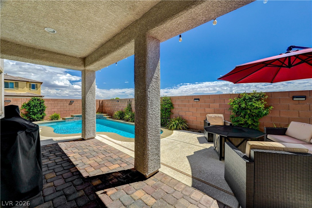 8026 Ponderosa Hill Street Las Vegas NV 89113