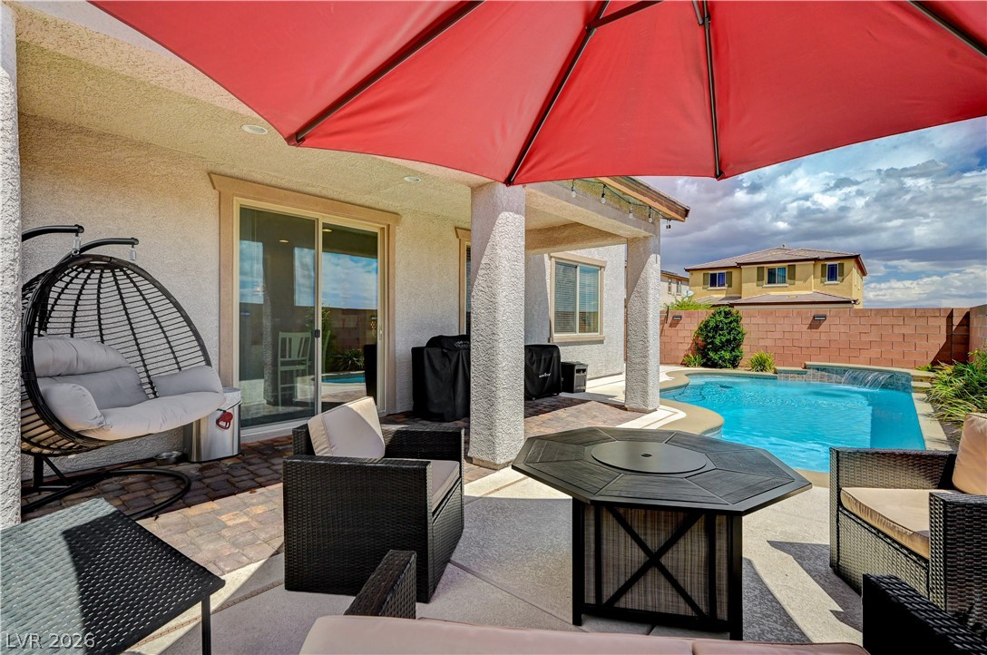 8026 Ponderosa Hill Street Las Vegas NV 89113