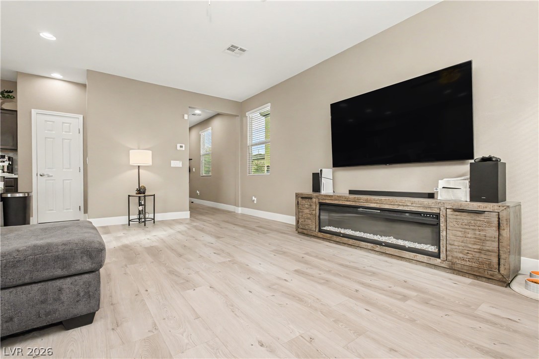 1937 Shanon Michelle Avenue North Las Vegas NV 89031