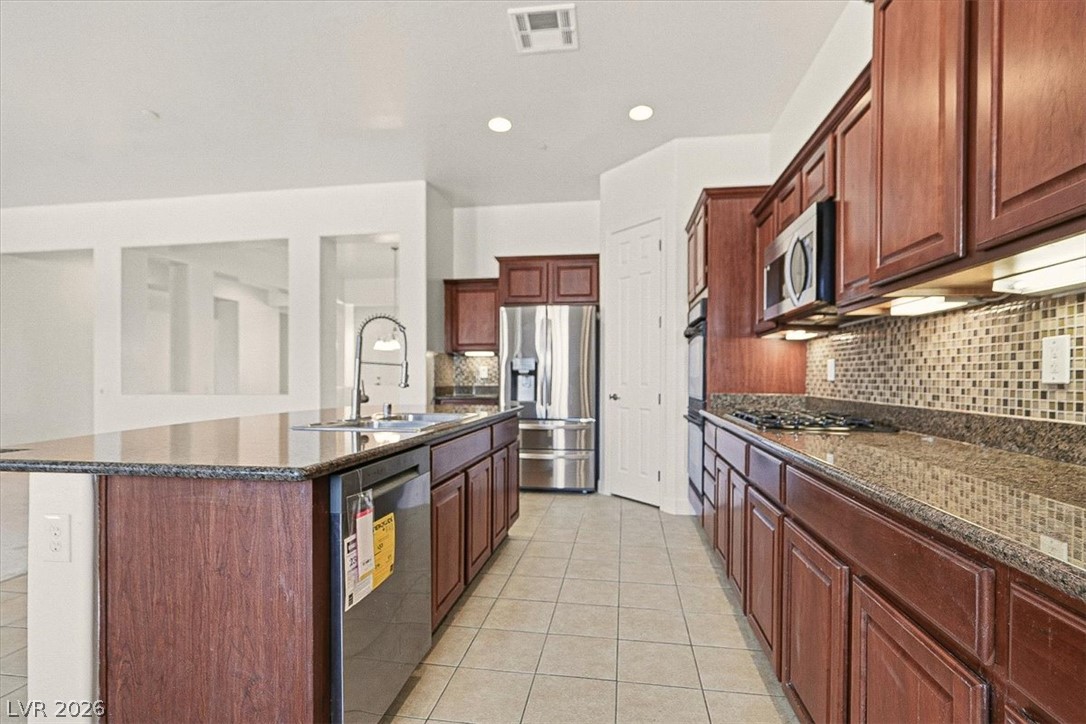 208 Palmetto Pointe Drive Henderson NV 89012