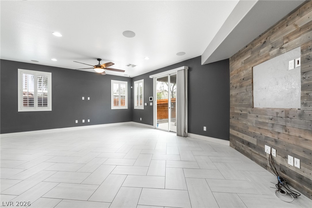 10568 Painted Bridge Street Las Vegas NV 89179