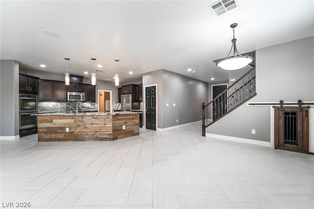 10568 Painted Bridge Street Las Vegas NV 89179