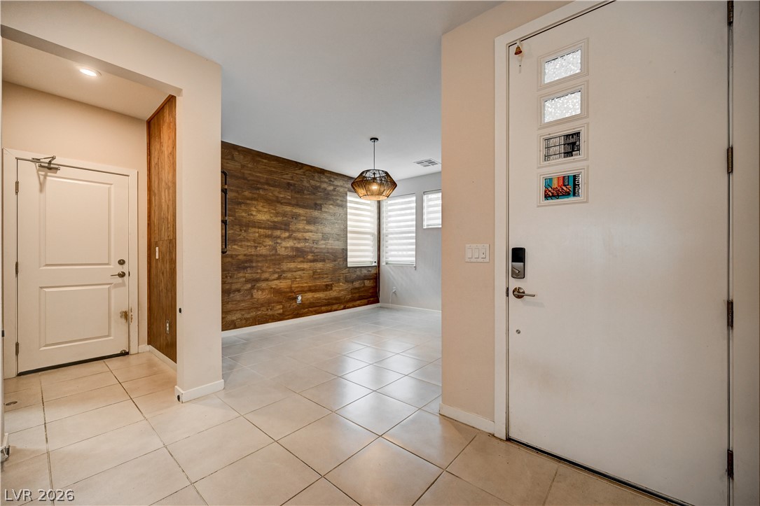 6231 Bravestar Court Las Vegas NV 89141
