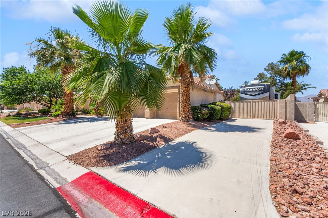 5120 Cold River Avenue Las Vegas NV 89130