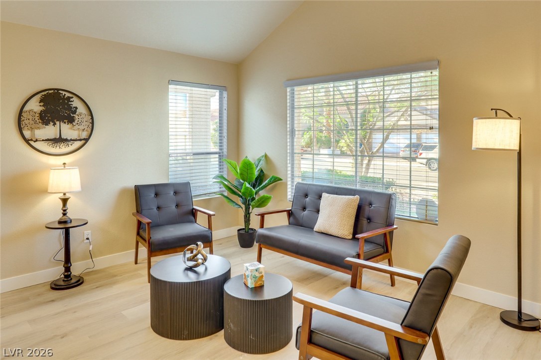 1045 Thornfield Lane Las Vegas NV 89123
