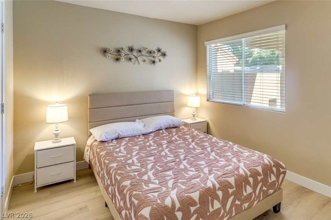 1045 Thornfield Lane Las Vegas NV 89123