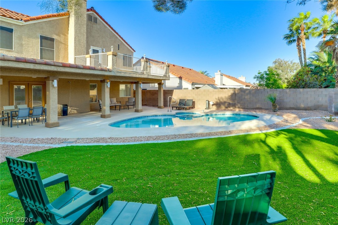 1045 Thornfield Lane Las Vegas NV 89123
