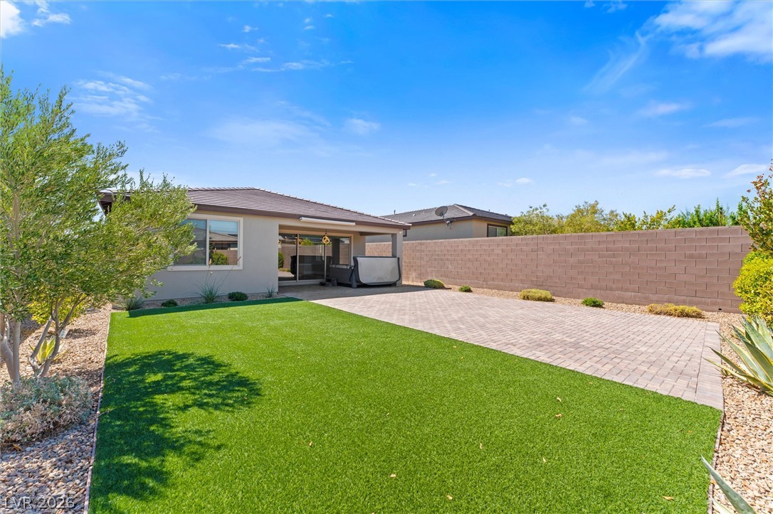 9584 Sard Lane Las Vegas NV 89143