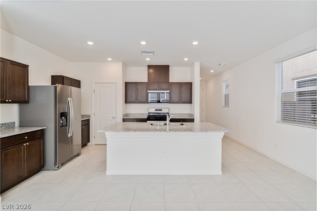 9079 Vesey Avenue Las Vegas NV 89148