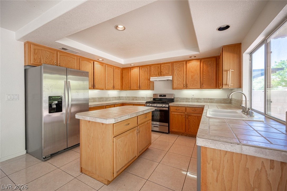 8512 Copper Ridge Avenue Las Vegas NV 89129