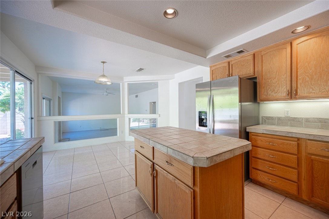 8512 Copper Ridge Avenue Las Vegas NV 89129