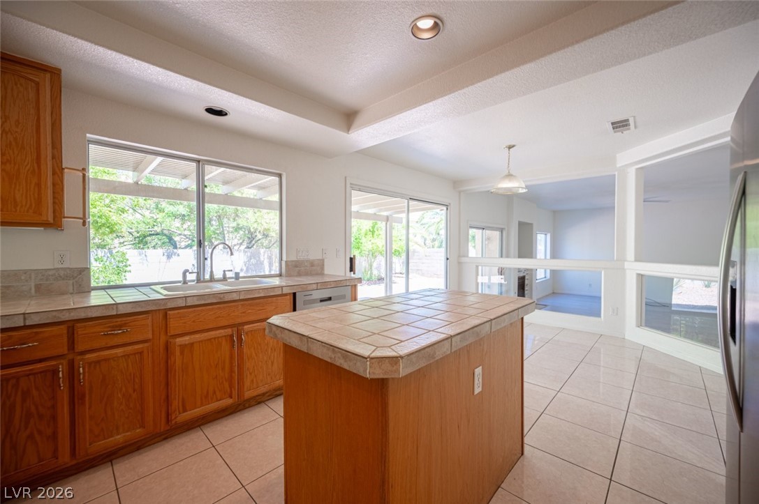 8512 Copper Ridge Avenue Las Vegas NV 89129