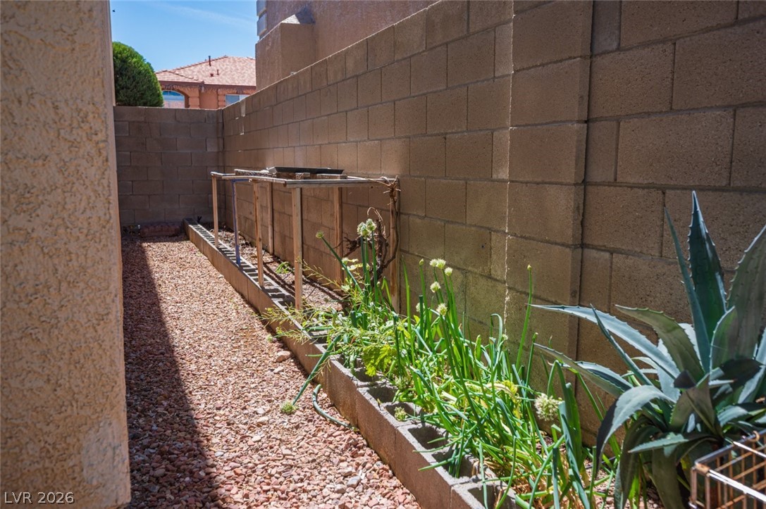 8512 Copper Ridge Avenue Las Vegas NV 89129