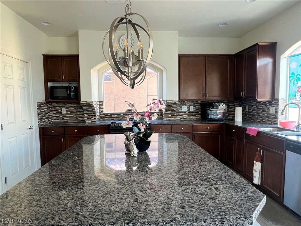 5865 Azzura Palms Avenue Las Vegas NV 89139