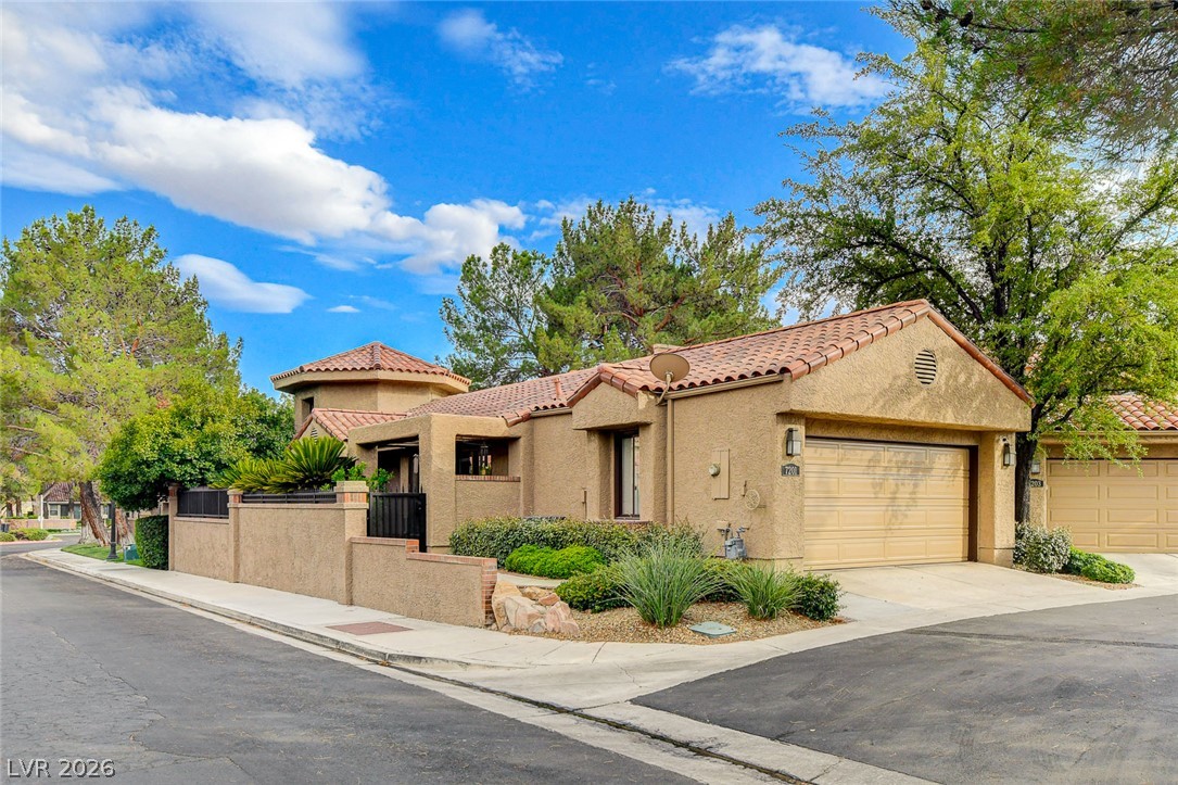 7201 Mission Hills Drive Las Vegas NV 89113