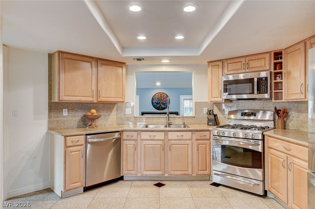 7201 Mission Hills Drive Las Vegas NV 89113