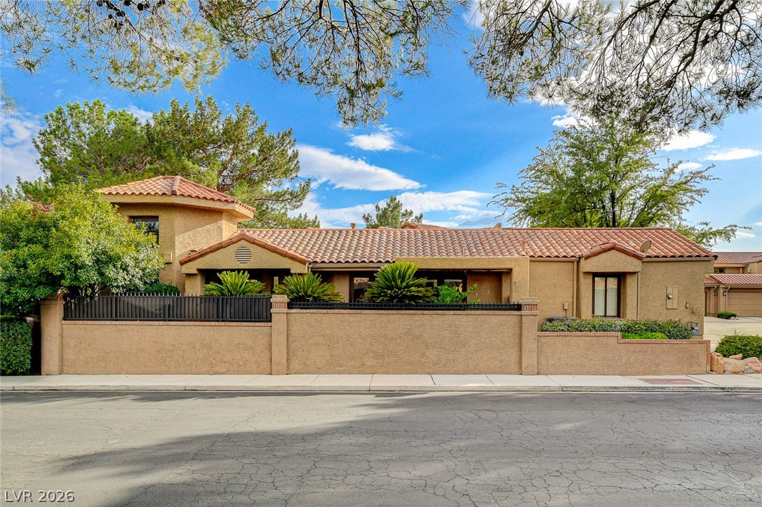 7201 Mission Hills Drive Las Vegas NV 89113