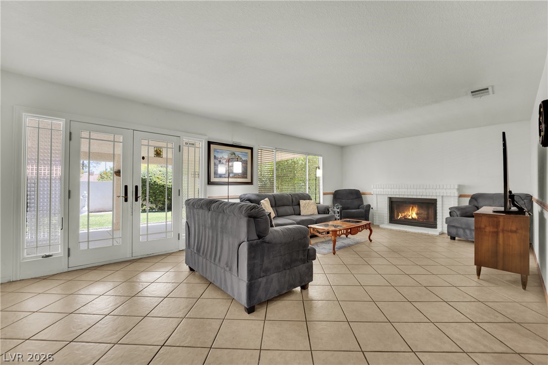 742 Spruce Tree Circle Henderson NV 89014