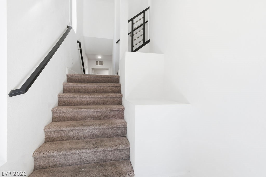 8142 Eaton Hill Street Las Vegas NV 89113