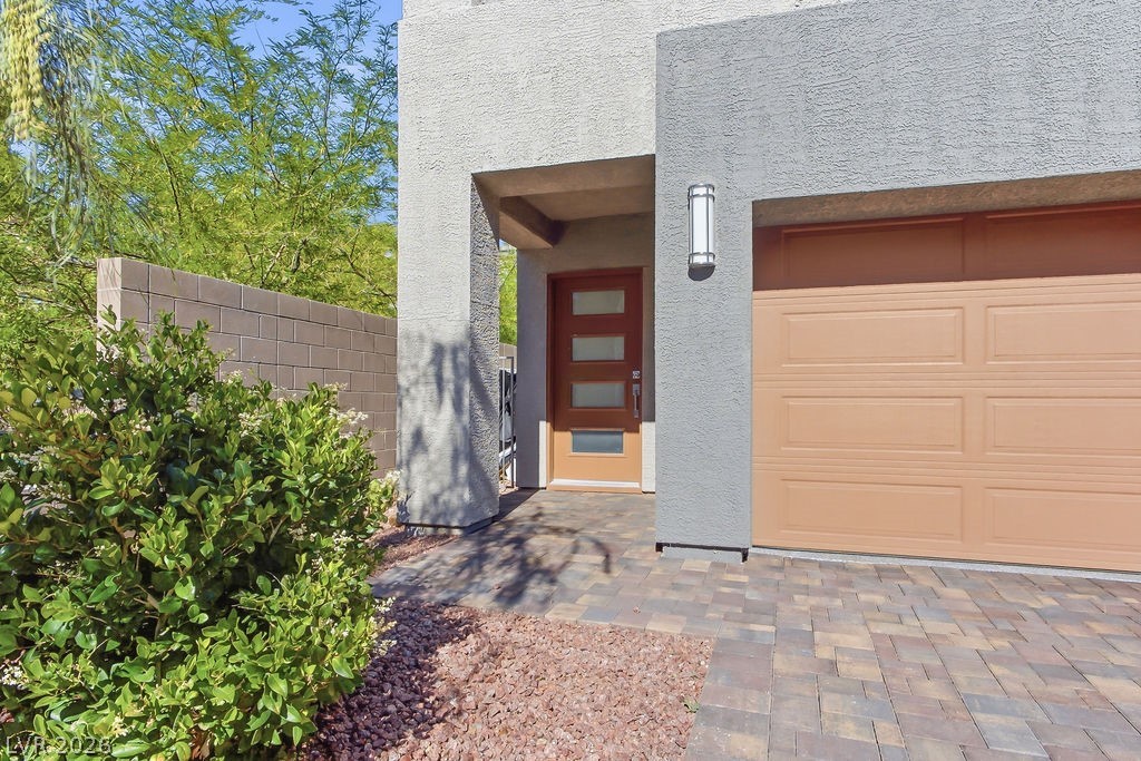 8142 Eaton Hill Street Las Vegas NV 89113