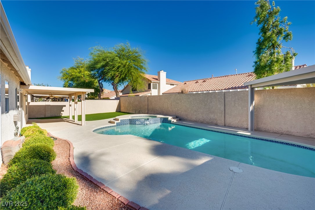 1705 Night Shadow Avenue North Las Vegas NV 89031