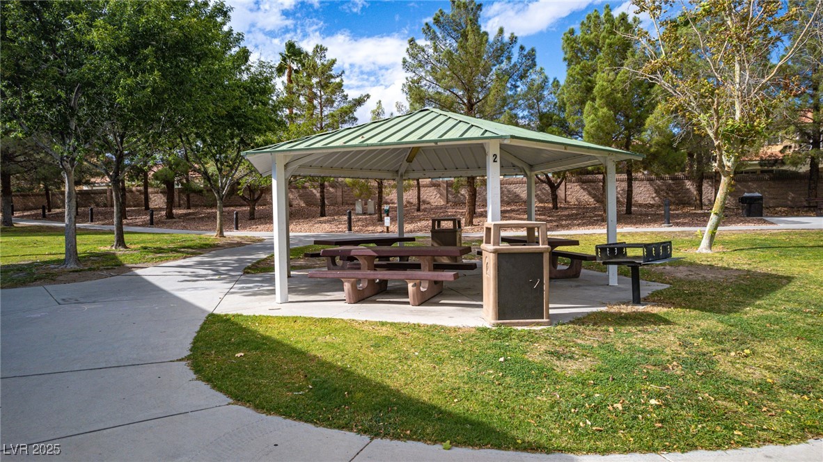 1705 Night Shadow Avenue North Las Vegas NV 89031