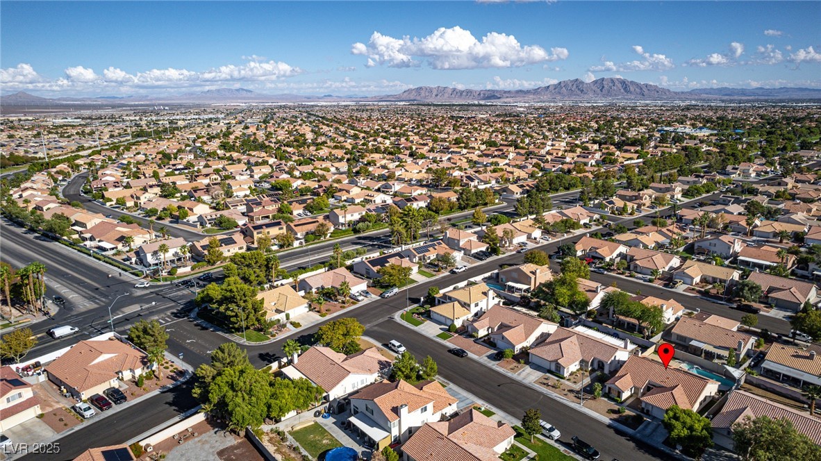 1705 Night Shadow Avenue North Las Vegas NV 89031