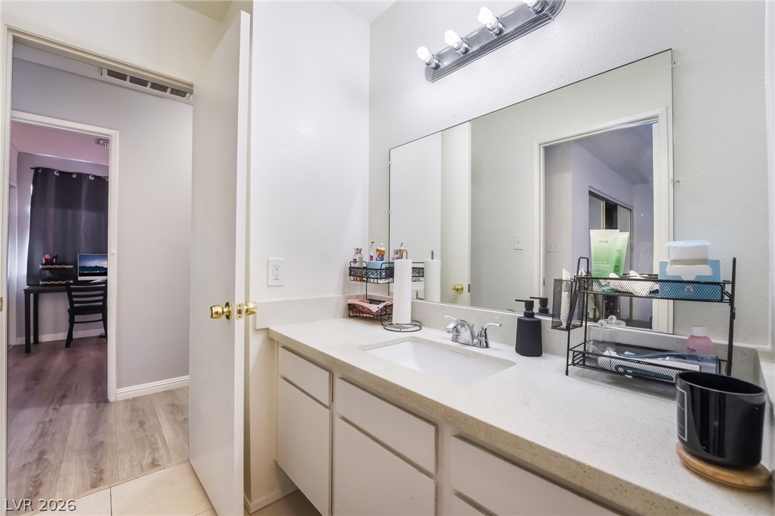 6135 Meadowgrass Lane Las Vegas NV 89103