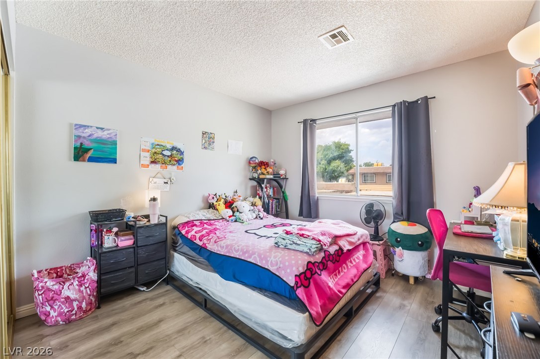 6135 Meadowgrass Lane Las Vegas NV 89103