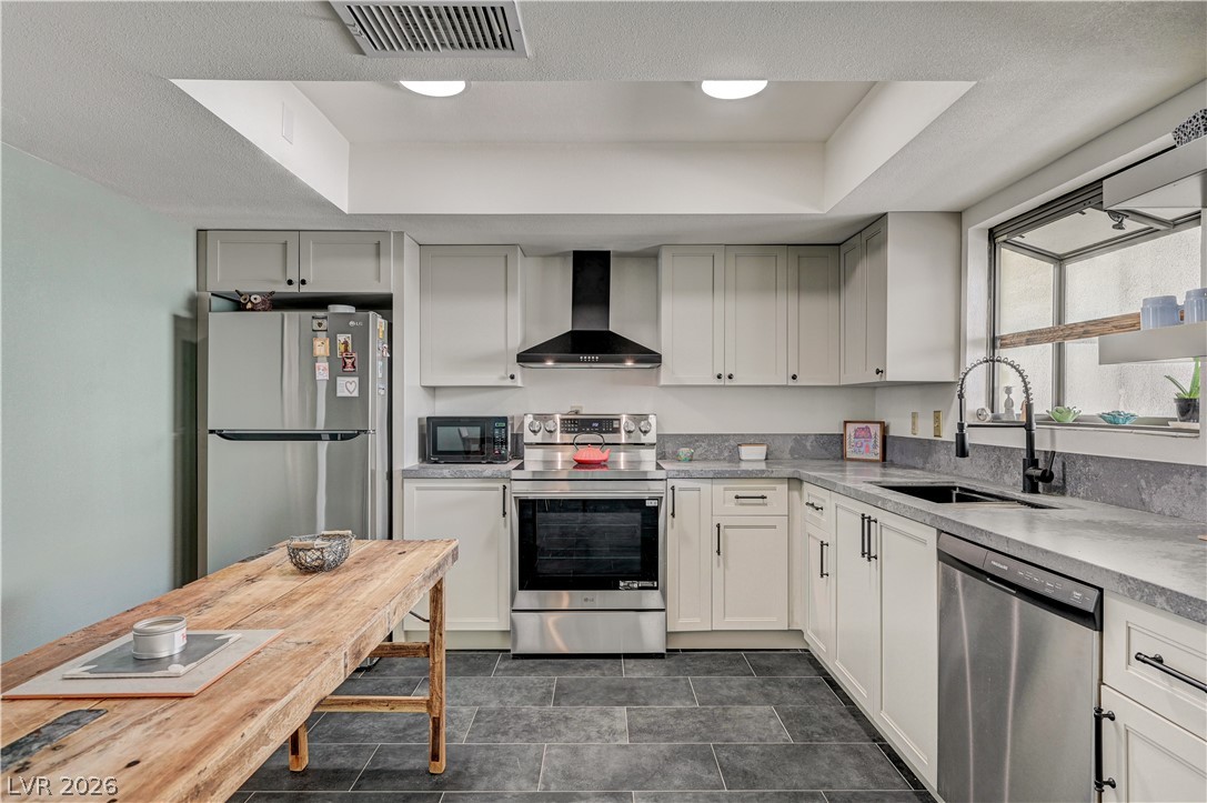 3447 Garden East Drive Las Vegas NV 89121