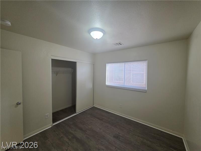 11882 Snow Bank Street Las Vegas NV 89183