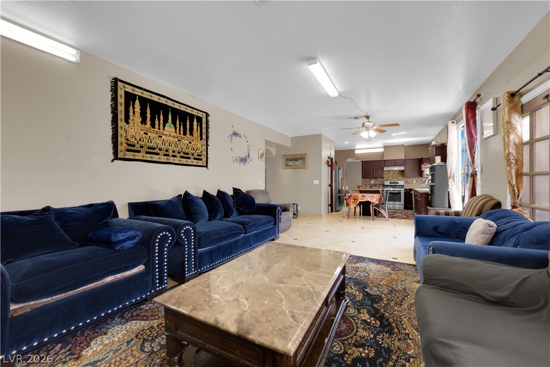 1585 Darryl Avenue Las Vegas NV 89123