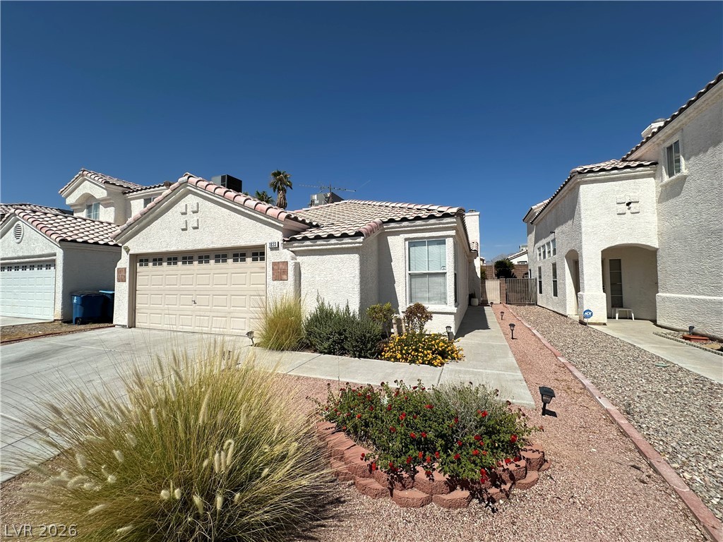1833 Cedar Bluffs Way Las Vegas NV 89128