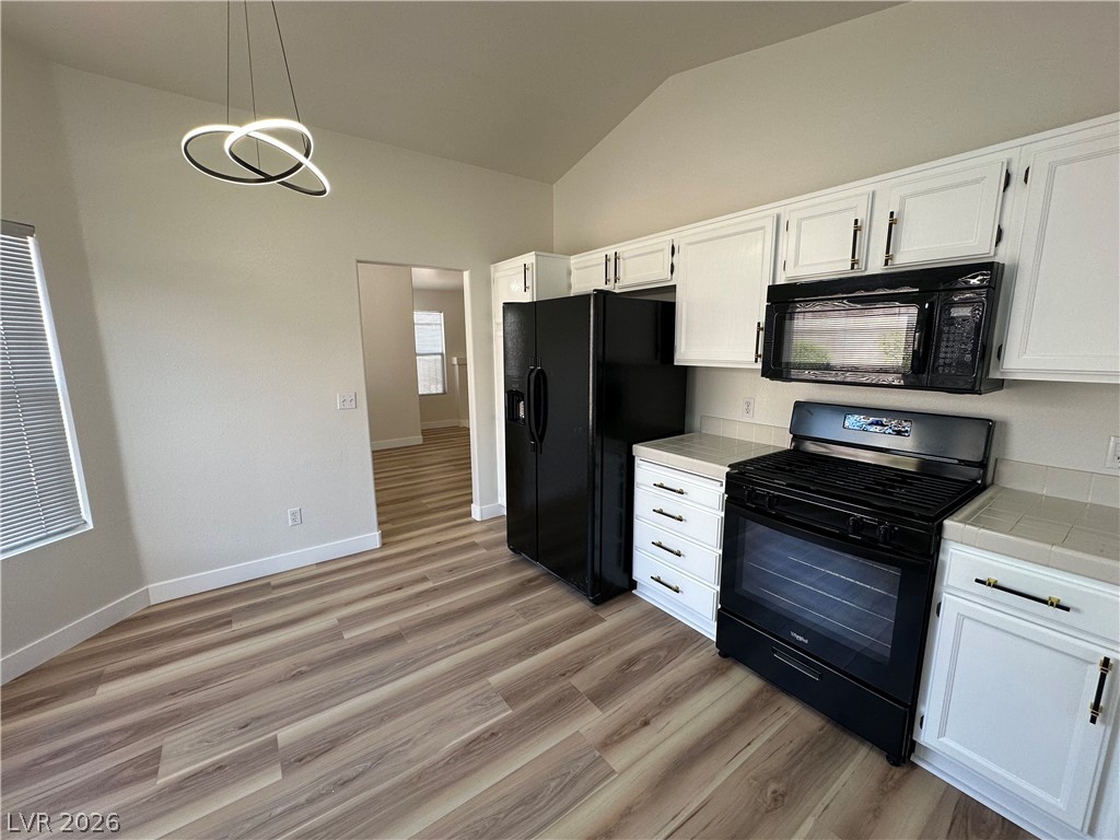 1833 Cedar Bluffs Way Las Vegas NV 89128