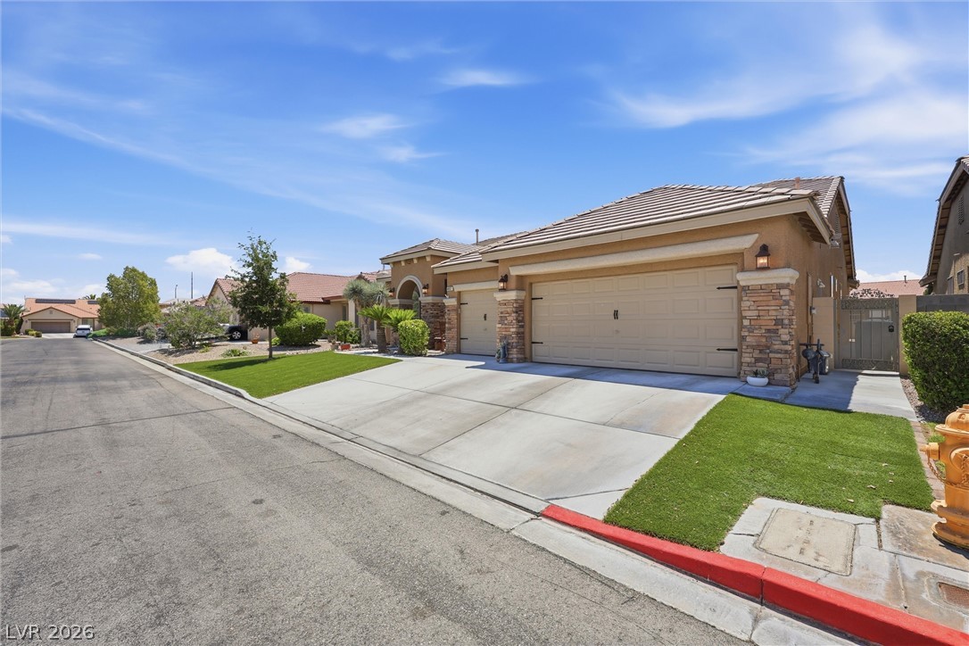 4937 Wayfaring Tree Avenue Las Vegas NV 89131