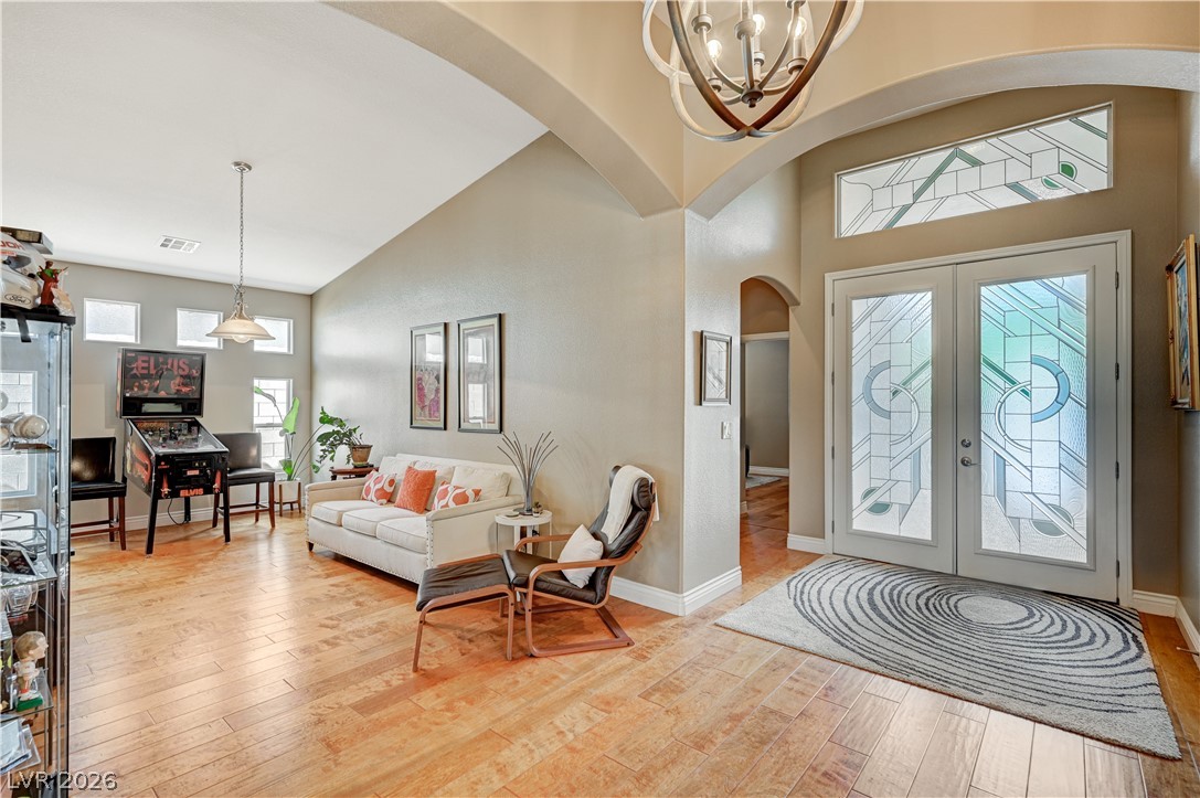 5669 Victoria Regina Avenue Las Vegas NV 89139